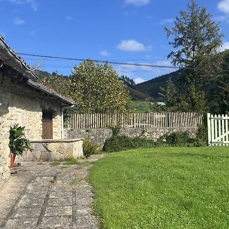 Etxetxobarri, Caserio Independiente Con Vistas A La Cresteria De Anboto Holiday home *