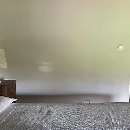 Etxetxobarri, Caserio Independiente Con Vistas A La Cresteria De Anboto *